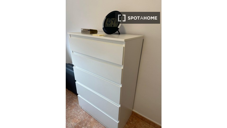 Double room Barcelona, 3 beds — photo 4