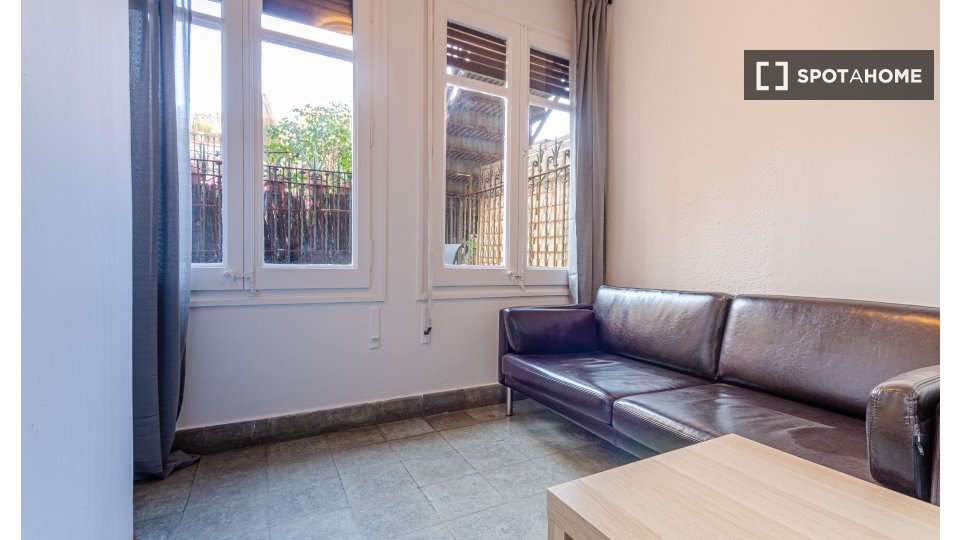Double room Barcelona, 4 beds, 100m² — photo 8