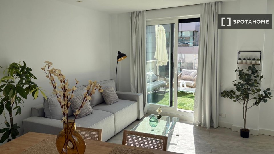 Apartment mono Madrid, 180m² — photo 3