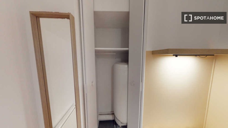 Double room Paris, 8 beds, 150m² — photo 22