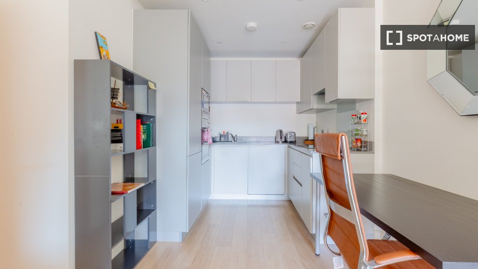Apartment London, 1 bed, 52m² — photo 13