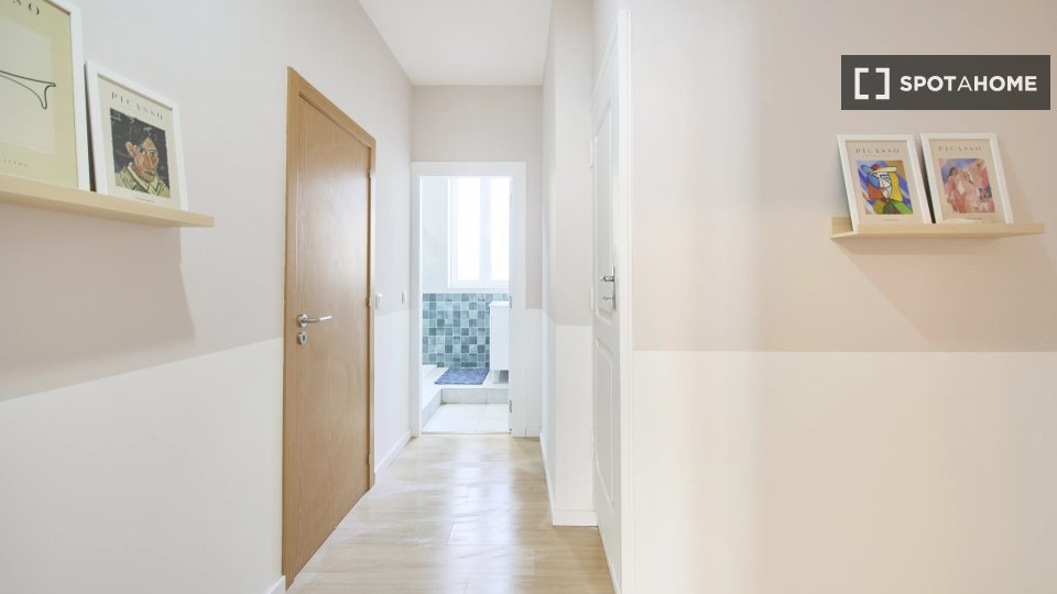 Double room Lisbon, 10 beds — photo 19
