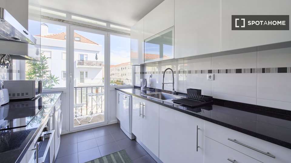 Double room Lisbon, 10 beds — photo 17
