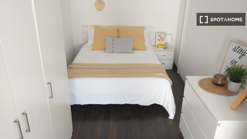 Double room Barcelona, 6 beds, 180m² — photo 71