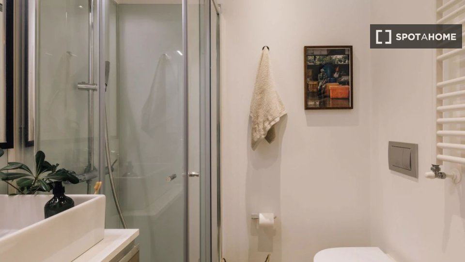 Apartment Lisbon, 2 beds — photo 9