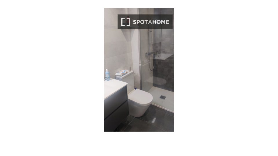 Double room Barcelona, 1 bed — photo 2