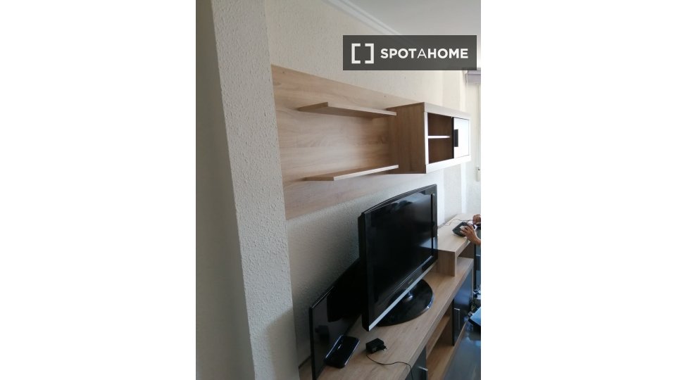 Double room Valencia, 4 beds, 120m² — photo 17