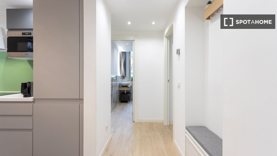 Apartment Milan, 2 beds, 70m² — photo 14