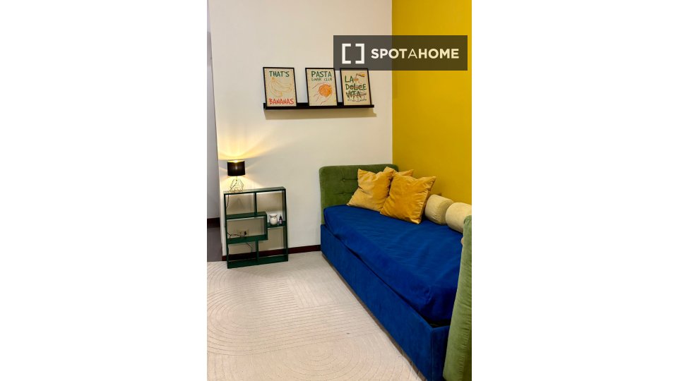 Apartment Milan, 1 bed, 55m² — photo 2