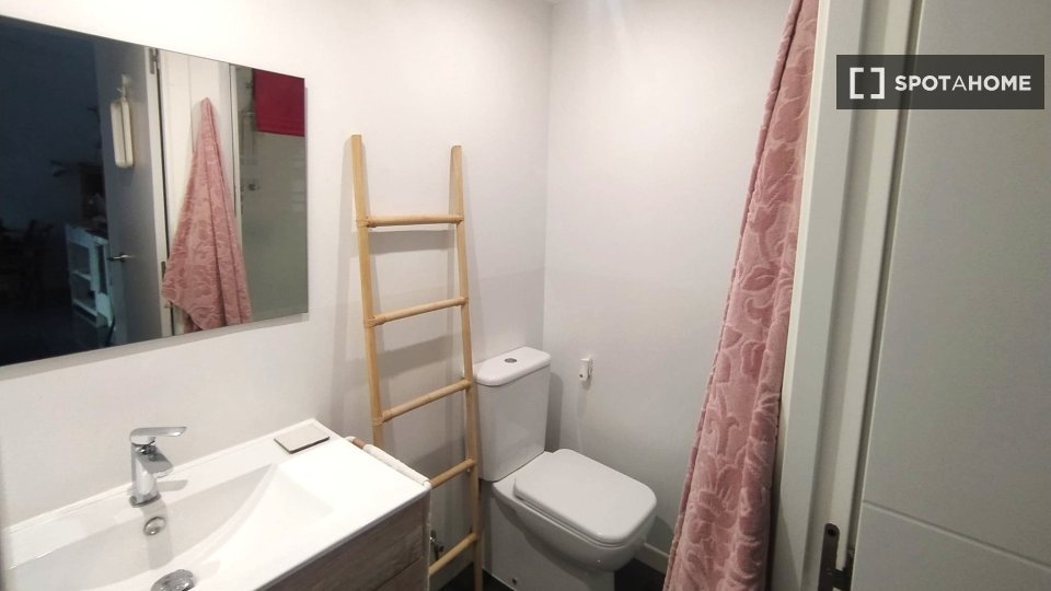 Apartment Madrid, 2 beds, 30m² — photo 7