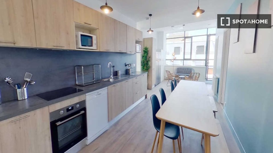 Double room Paris, 7 beds, 130m² — photo 15