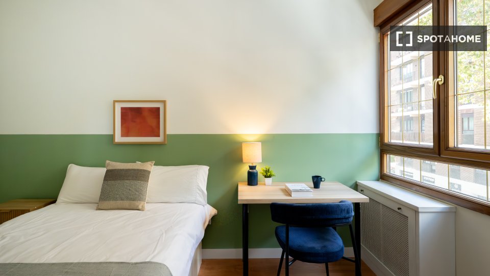 Double room Madrid, 6 beds — photo 8