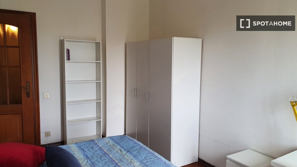 Double room Turin, 4 beds, 122m² — photo 19