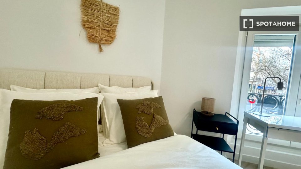 Double room Madrid, 7 beds — photo 19