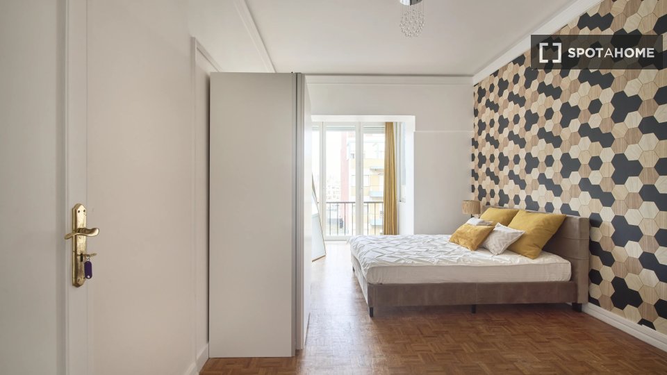Double room Lisbon, 7 beds — photo 1