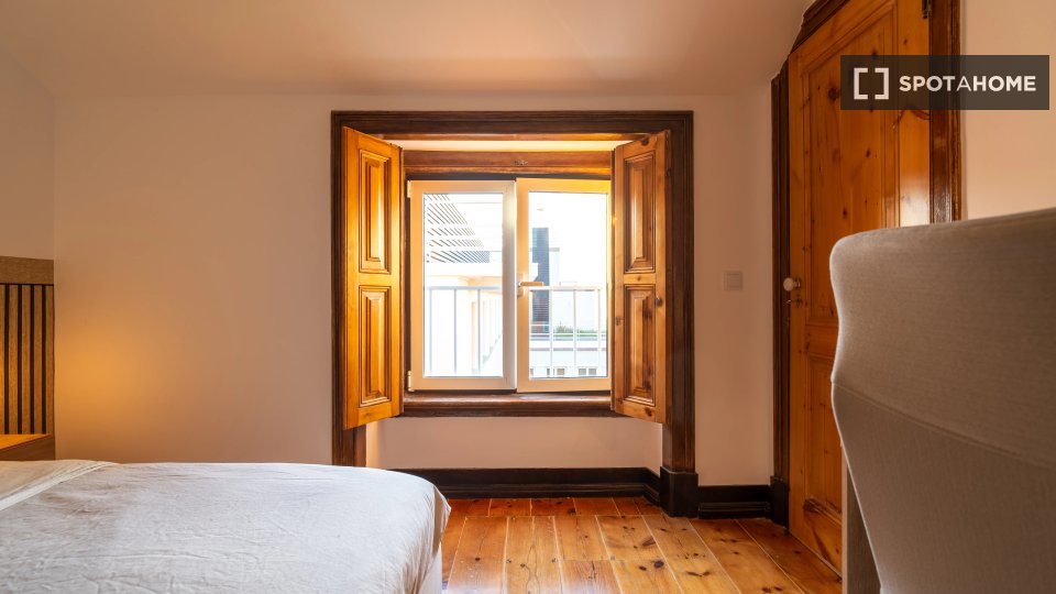 Double room Lisbon, 9 beds — photo 12