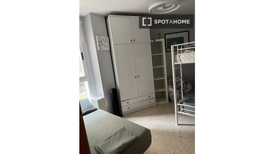 Apartment Valencia, 2 beds, 80m² — photo 8