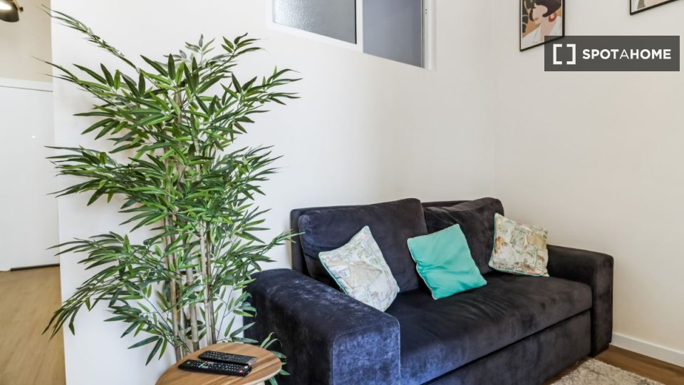 Apartment Lisbon, 2 beds — photo 14