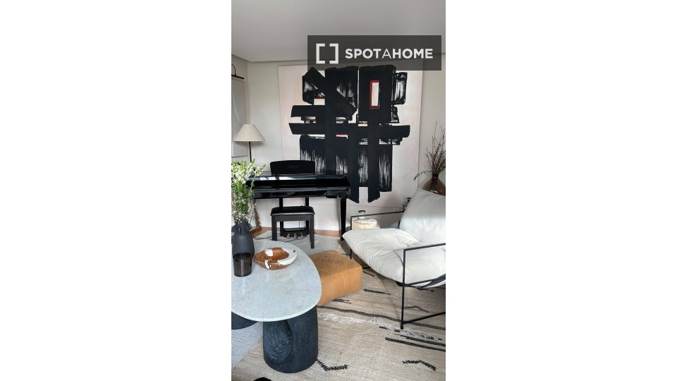 Apartment Lisbon, 1 bed, 90m² — photo 2