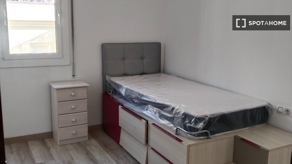 Habitación doble Barcelona, 4 habitaciones — foto 33
