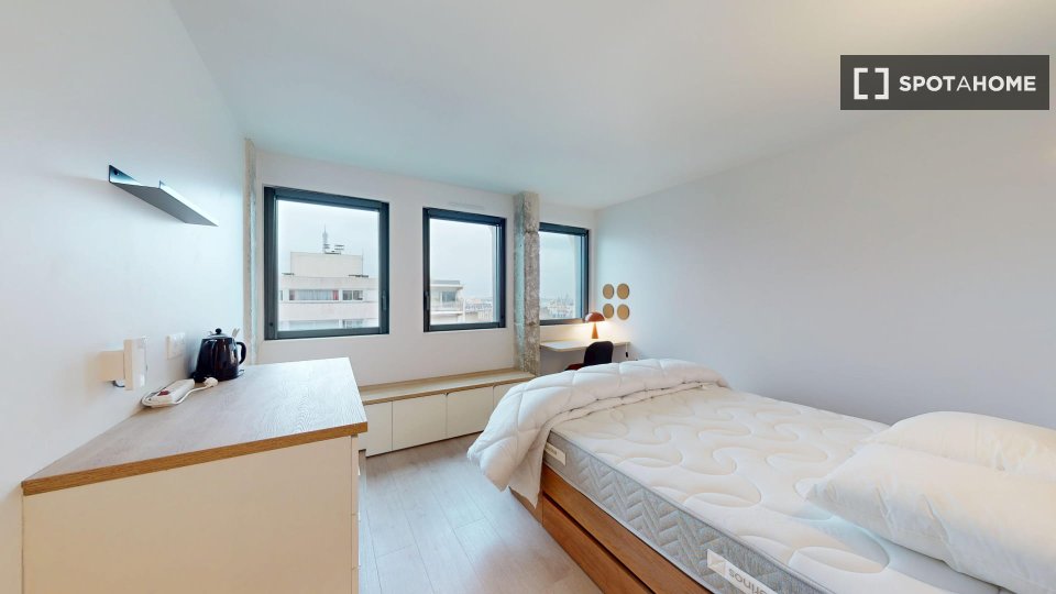 Camera doppia Parigi, 12 camere — foto 10