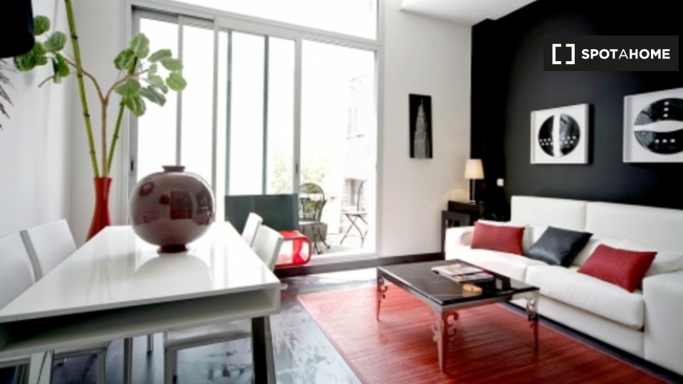 Apartment Madrid, 1 bed, 1m² — photo 1