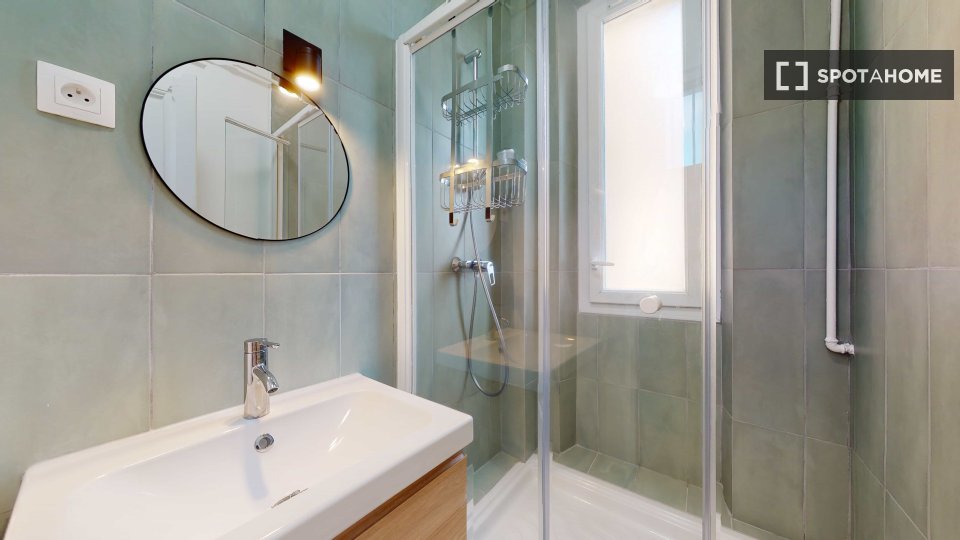 Double room Paris, 14 beds — photo 11