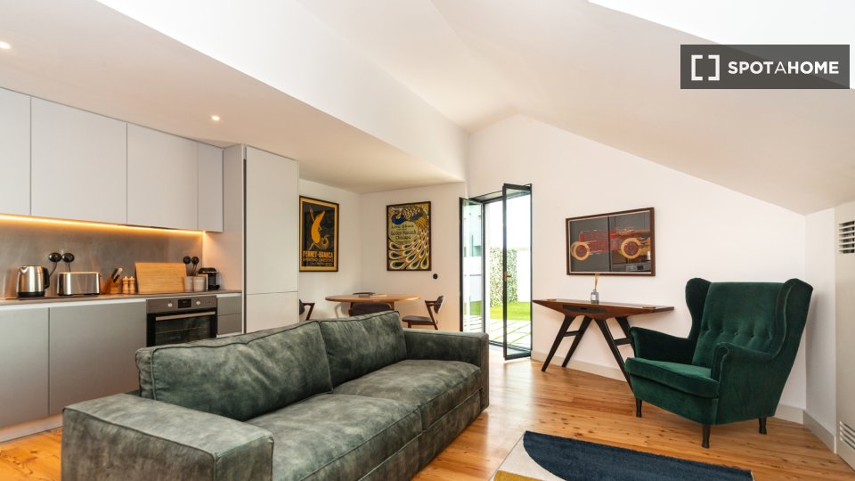 Apartment Lisbon, 1 bed, 136m² — photo 1
