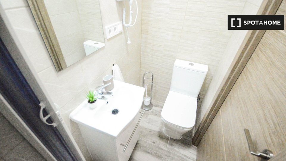Double room Valencia, 4 beds — photo 14