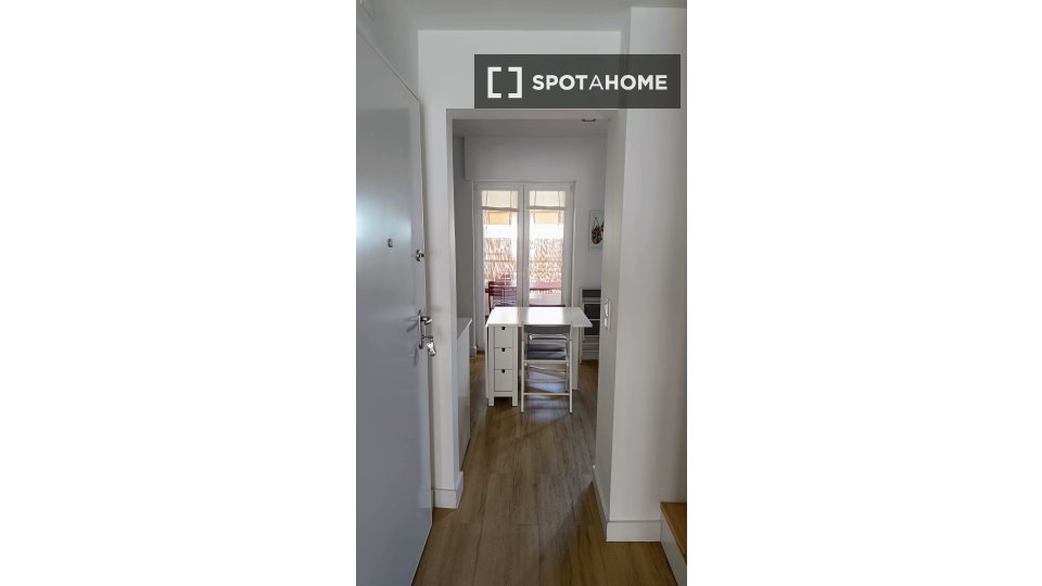 Apartment Lisbon, 2 beds — photo 10