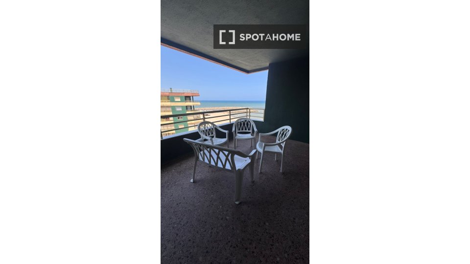 Apartment Valencia, 3 beds, 119m² — photo 16