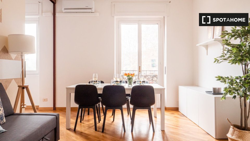 Apartment Milan, 2 beds, 90m² — photo 2