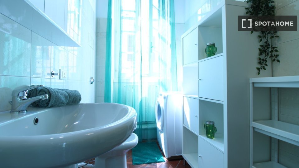 Double room Brescia, 5 beds — photo 9