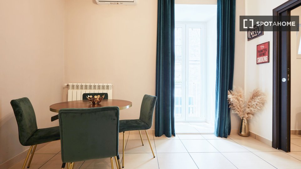 Appartamento Napoli, 1 camera, 64m² — foto 15