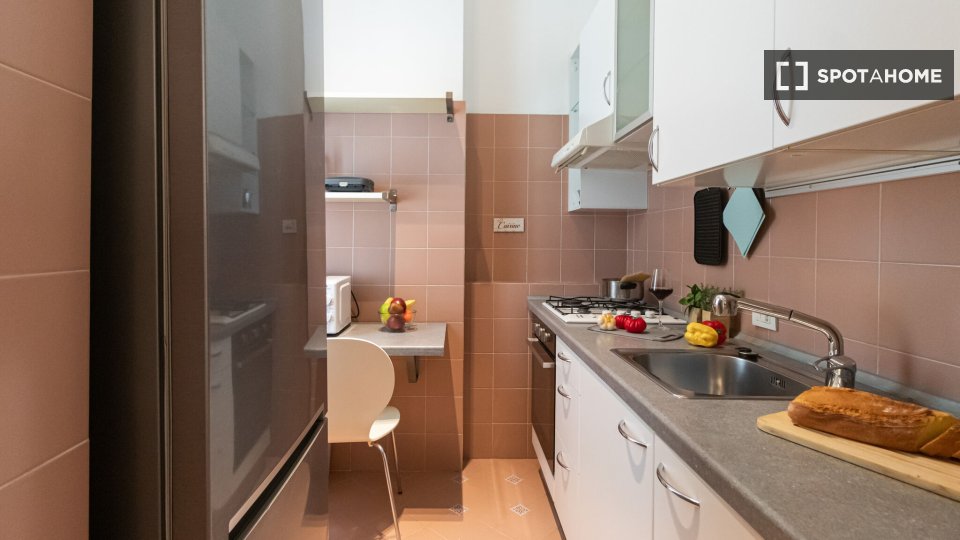 Apartment Milan, 1 bed, 70m² — photo 10