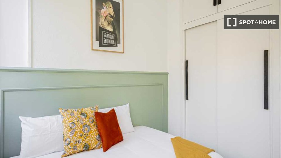 Double room Madrid, 67 beds — photo 70
