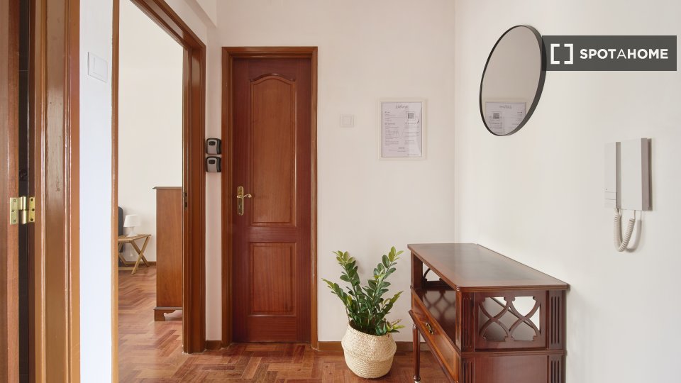 Double room Lisbon, 4 beds — photo 4