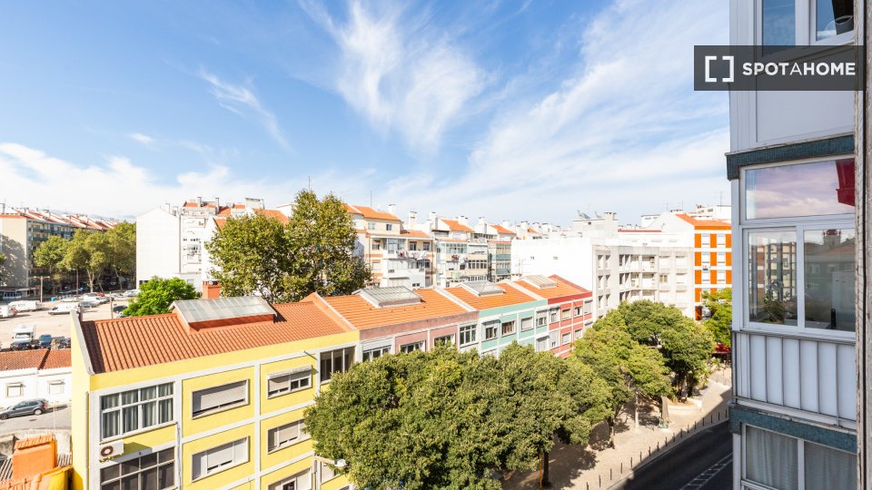 Apartment Lisbon, 3 beds, 100m² — photo 3