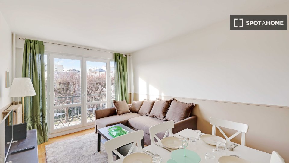 Apartment Paris, 2 beds, 60m² — photo 1