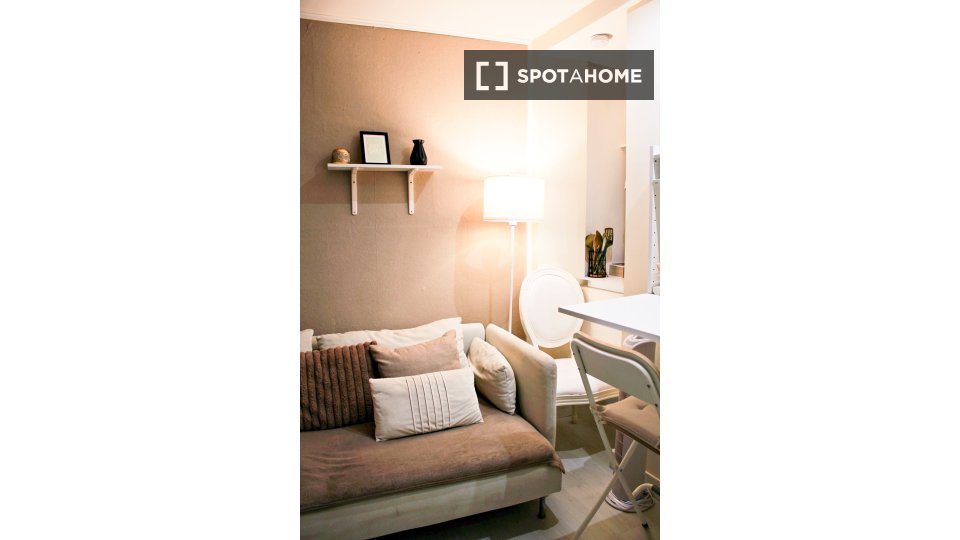 Apartment Lisbon, 1 bed, 32m² — photo 24