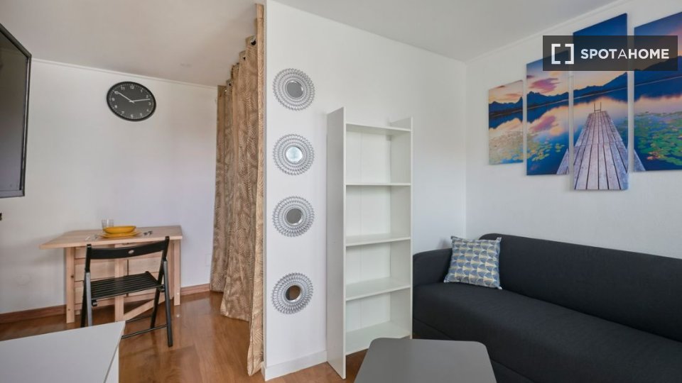 Apartment mono Lisbon — photo 10