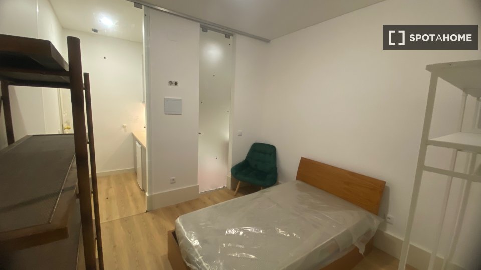 Apartment mono Lisbon — photo 4