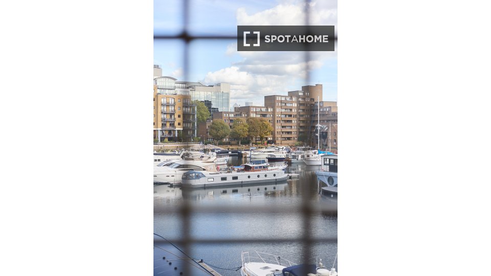 Apartment London, 4 beds, 198m² — photo 1