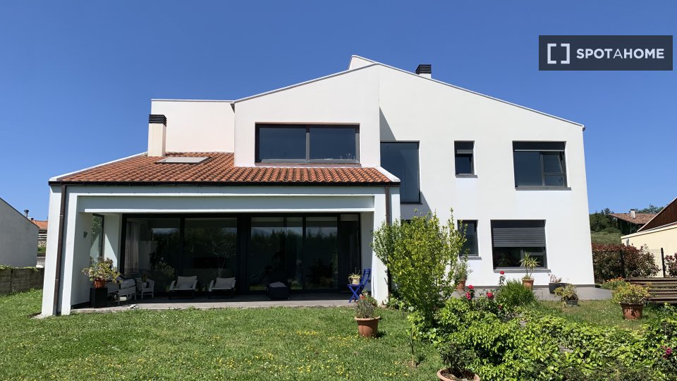 Apartment Santander, 4 beds, 450m² — photo 9