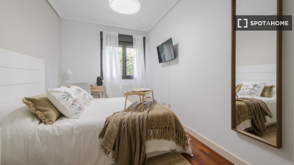 Double room Madrid, 8 beds — photo 14