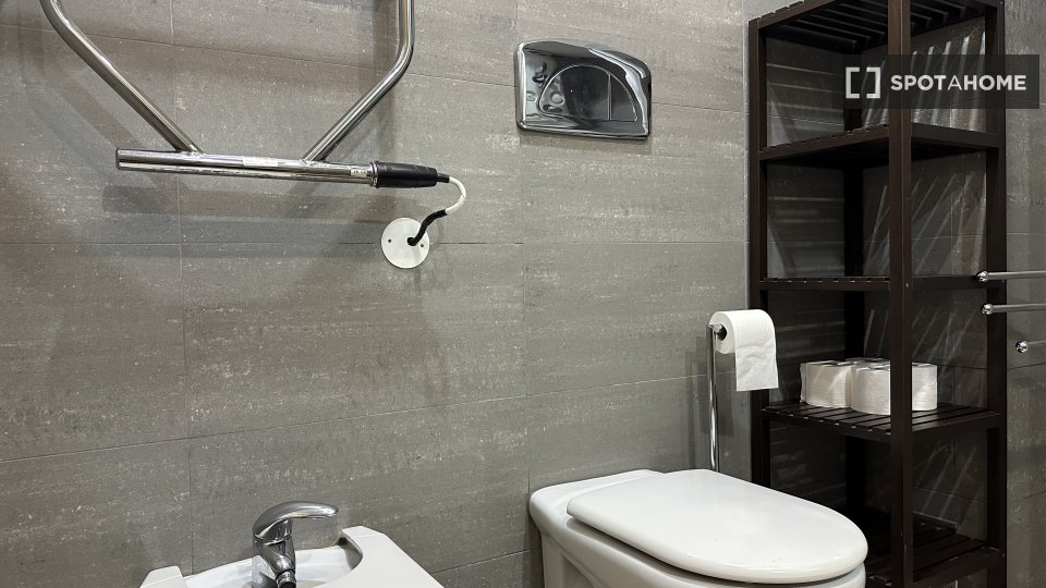 Apartment mono Lisbon, 60m² — photo 14