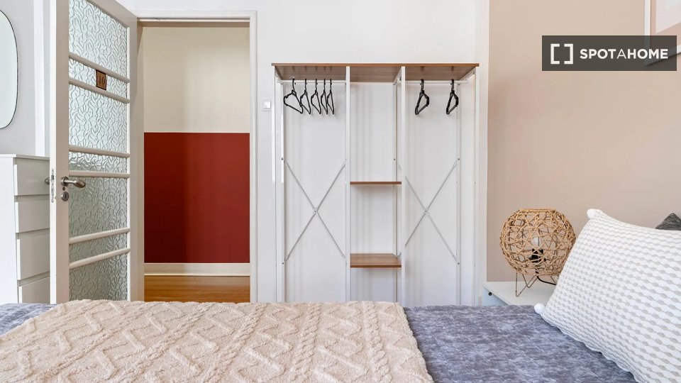 Double room Lisbon, 11 beds — photo 3