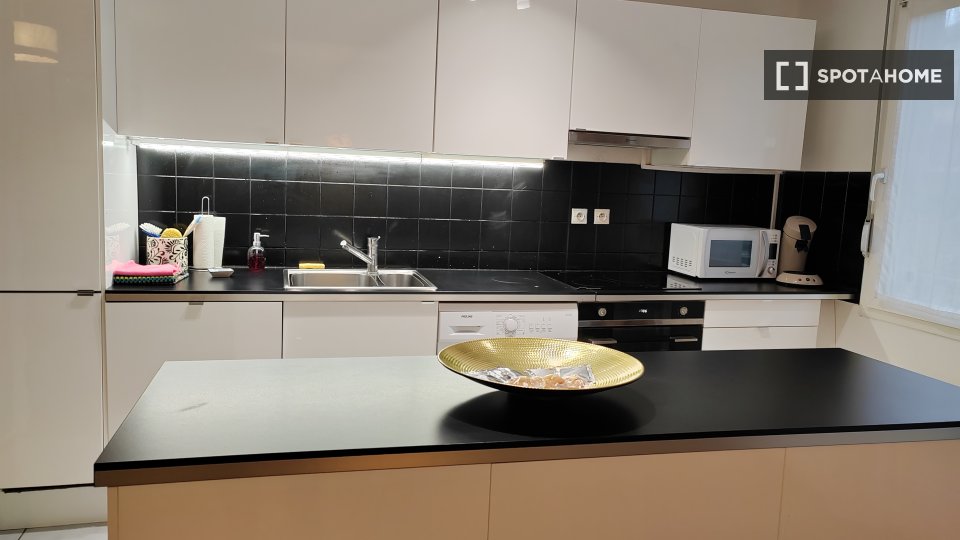 Apartment Lyon, 2 beds, 65m² — photo 14