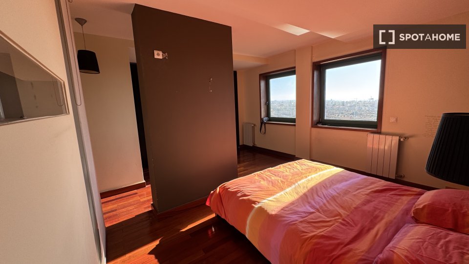 Apartment Porto, 4 beds, 200m² — photo 12