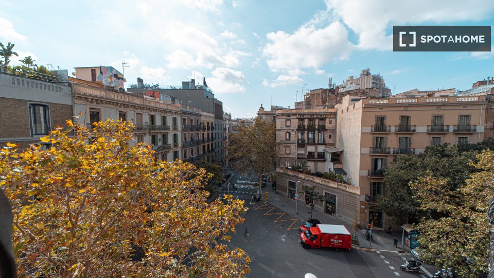 Double room Barcelona, 7 beds, 160m² — photo 19